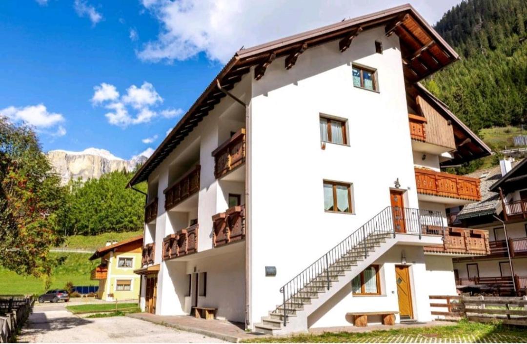 Apartamento Cesa Stefi Canazei Habitación foto